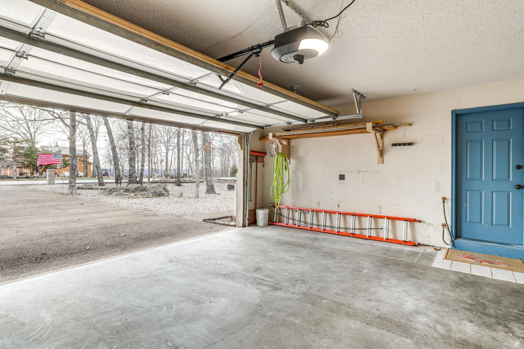 Spacious Holiday Island Escape With Deck And Gas Grill Eksteriør bilde