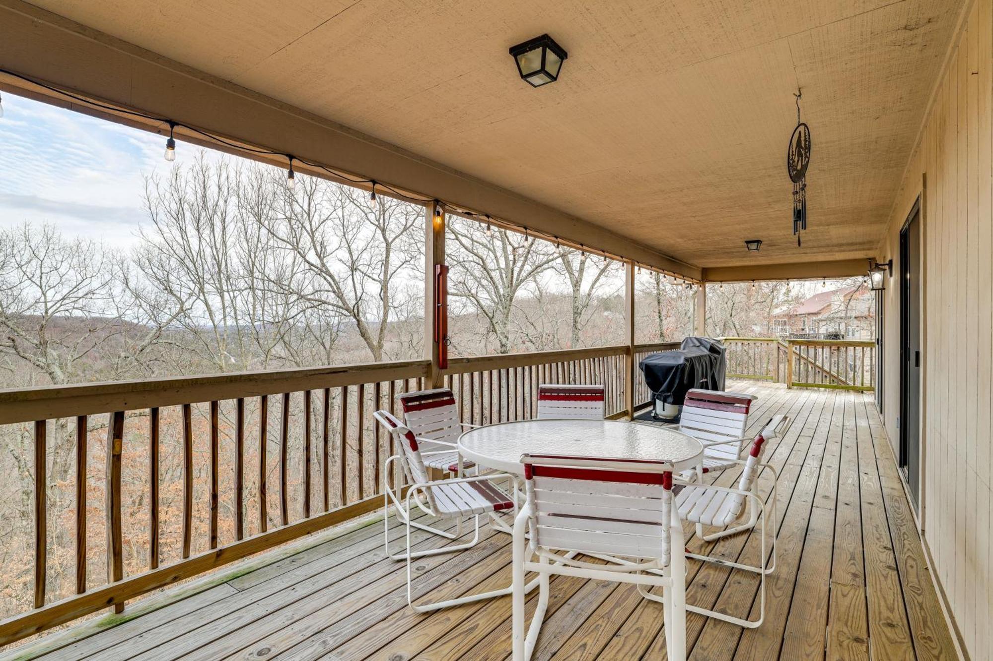 Spacious Holiday Island Escape With Deck And Gas Grill Eksteriør bilde